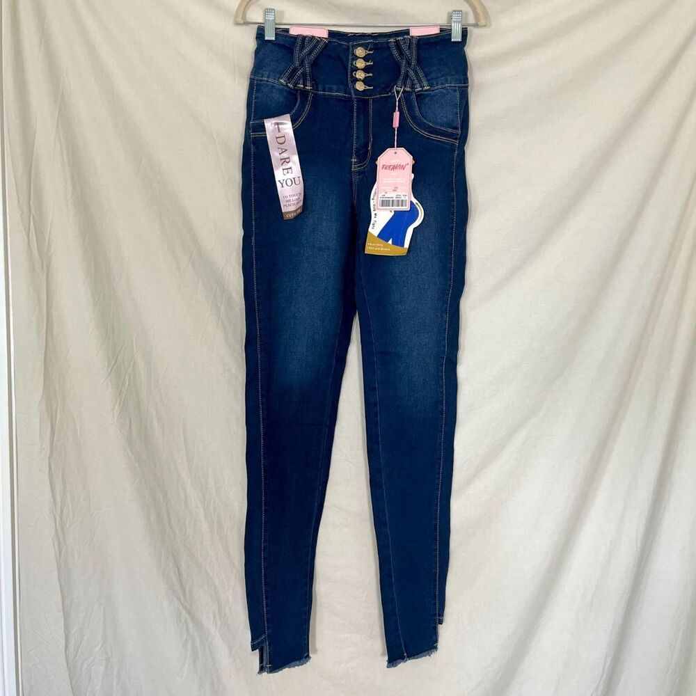 NWT Cutie Pie Y2K Butt Lifting Push Up Skinny Jeans Size US 11